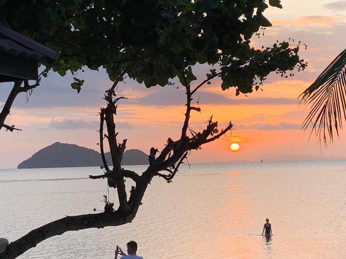 Pimmada Hut Hotel Ko Pha Ngan Buitenkant foto